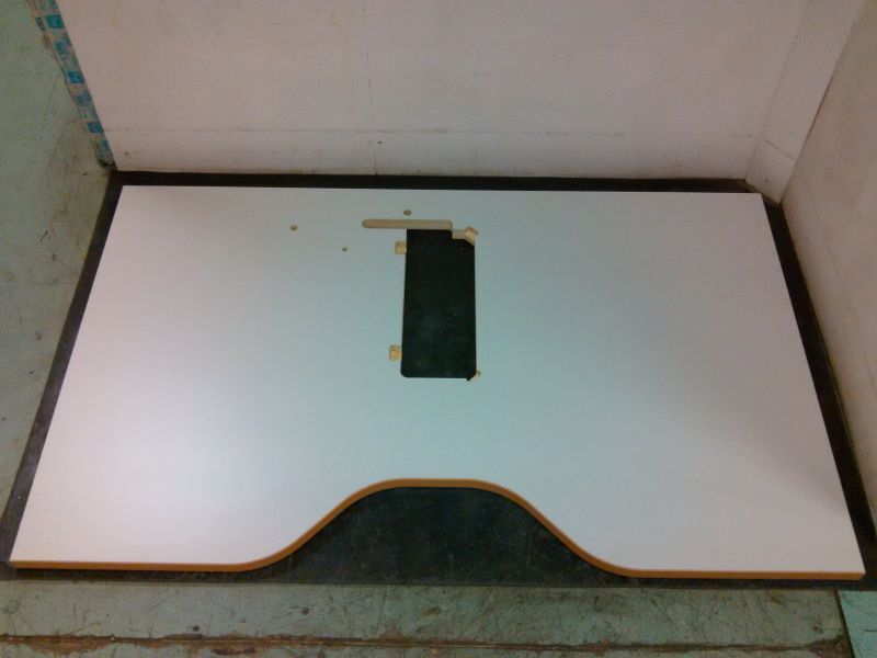 TAVOLA X PFAFF 1243-712-900 (48X18)SAGOMATA FRONTALE  175X110X4  LAM.BIANCO RETE