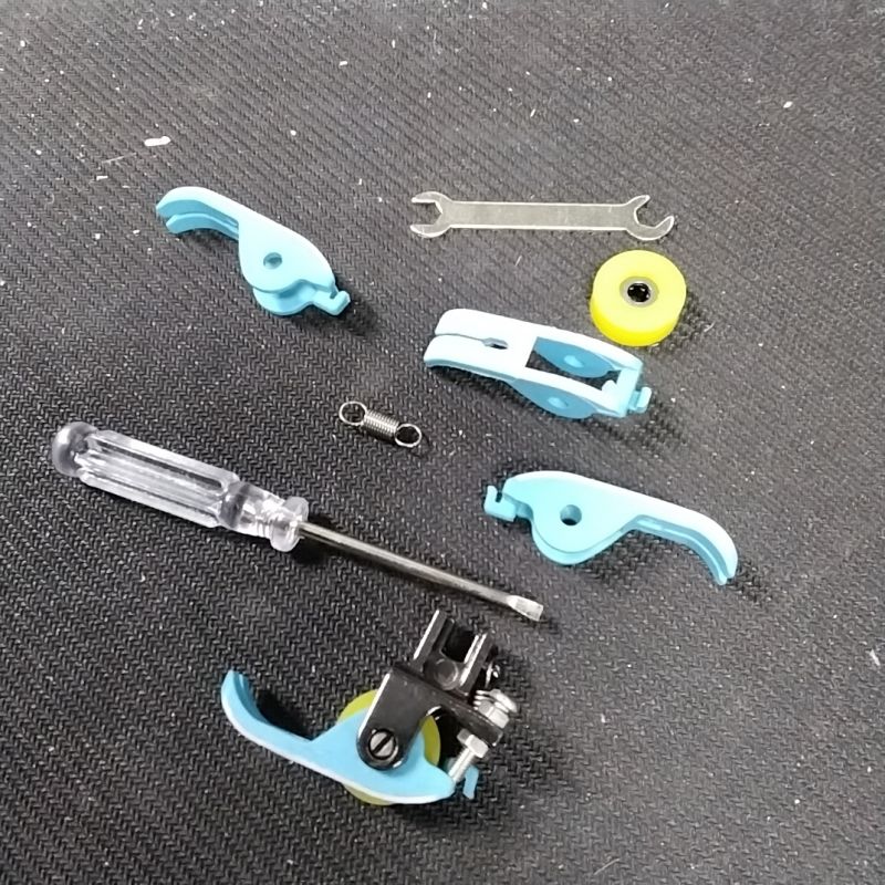 KIT PIEDINO CON ROTELLA