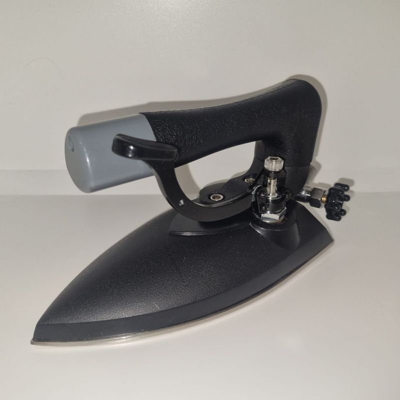 FERRO DA STIRO 300(STEAM IRON MODEL 300)