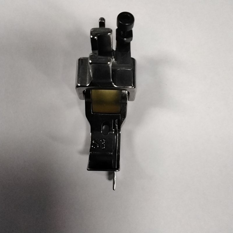 PIEDINO CON ROTELLA SP-18 (1/8)